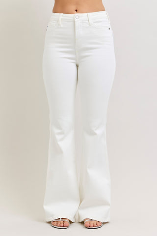 Judy Blue Kick Flare Tummy Control - White