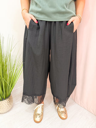 Balloon Pants - Black