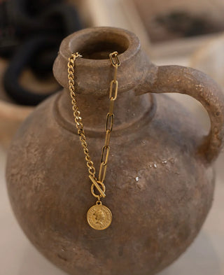 Lila Necklace - Gold