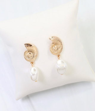 Oswego Shell Pearl Drop Earring