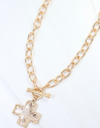 Beryl Cross Link Toggle Necklace