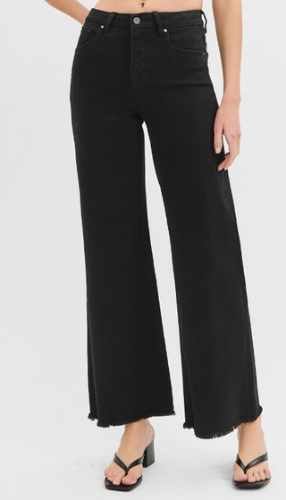 Risen Wide Leg Jeans - Black